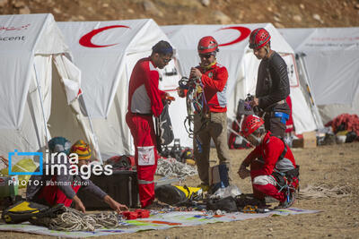 تحریم بر سر راه واردات تجهیزات امداد و نجات به کشور/ضرورت سفارش پهپاد اطفای حریق