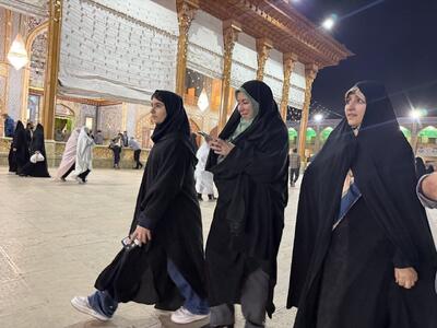  معاون رئیس جمهور در امور زنان و خانواده به زیارت حرم مطهر شاهچراغ(ع) مشرف شد