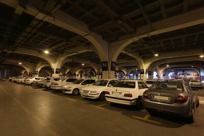 تهران با کمبود یک‌ونیم میلیون پارکینگ در آستانه بحران ترافیک است