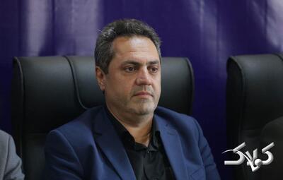 بازدید سرزده فرماندار انزلی و غافلگیری کارمندان؛ فقط ۲ نفر از ۲۰ کارمند سر کار بودند + ویدئو - مجله اینترنتی کولاک