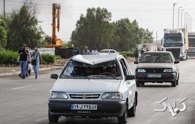 شوخی زشت توریست‌های عراقی با پراید و پرت کردن آن به دره +‌ ویدئو | ایرانی‌ها شاکی شدند - مجله اینترنتی کولاک