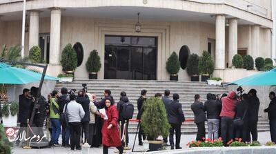 وعده پزشکیان برای برگزاری نشست خبری اقتصادی - مردم سالاری آنلاین