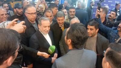  عراقچی نمایشگاه تخصصی فناوری‌های سبز و انرژی پاک را افتتاح کرد