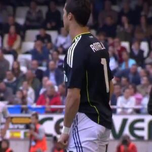 ویدئو نوستالوژی: اصرار مورینیو به ورود رونالدو به زمین - پارس فوتبال