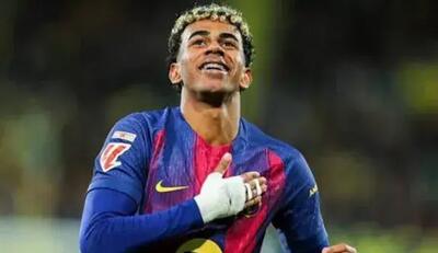 هدیه کریسمس جالب یامال به کودکان دبی! - پارس فوتبال