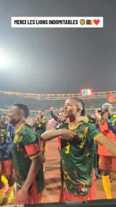 ویدئو: جشن شیرهای رام‌نشدنی با هواداران - پارس فوتبال