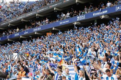 دروازه‌بان بارسلونا در آتش خشم و انتقام هواداران اسپانیول می‌سوزد/ توهین و ناسزا در انتظار گارسیا؟ - پارس فوتبال