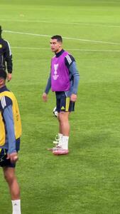 ویدئو: نجوای مرموز رونالدو در تمرین النصر - پارس فوتبال