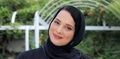  روشنک عجمیان با این عکس جنجالی، کریسمس را تبریک گفت