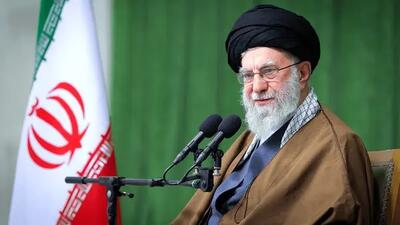 رهبر انقلاب: امام خمینی(ره) در سال ۴۲ مرا مأمور انتقال پیام به علمای مشهد کردند