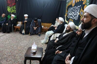 تصاویر مراسم سوگواری شهادت امام هادی (ع) در دفتر حضرت آیت الله دوزدوزانی