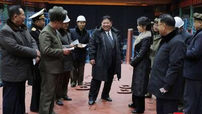  رهبر کره شمالی، طرح‌های توسعه سلاح‌های جدید زیرآبی مخفی را بررسی کرد