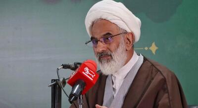  دشمن در پی تسلیم ملت‌هاست، وظیفه روحانیون مقابله با زیاده‌خواهی دشمن است