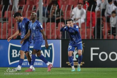 استقلال از بحرین ۱۸ میلیارد سوغاتی کاسب شد!