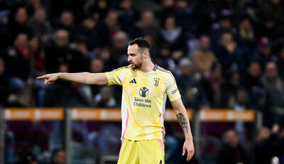 تماس مکس الگری با مدافع ایتالیایی یوونتوس