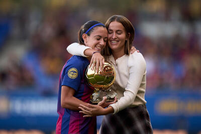 الگوهای کودکی آیتانا بونماتی، برنده توپ طلای زنان