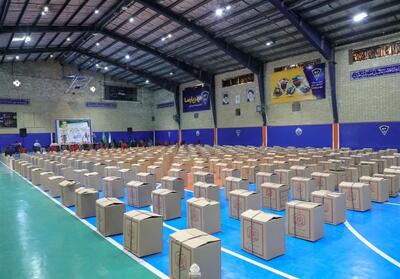 چتر حمایتی دستگاه قضا برای خانواده‌های زندانیان/ توزیع 400 بسته معیشتی بین خانواده‌های مددجویان - تسنیم