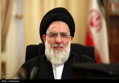 آیت‌الله هاشمی شاهرودی نمونه‌ای روشن از عالم دینی جامع‌الاطراف بود - تسنیم