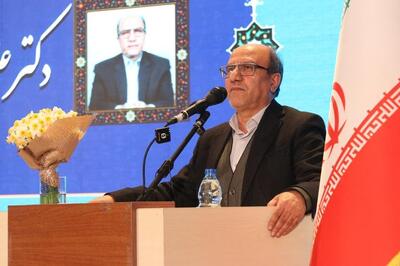 حقوقی که به اعضای هیئت علمی پرداخت می‌شود، در حد شأن و جایگاهشان نیست - تسنیم