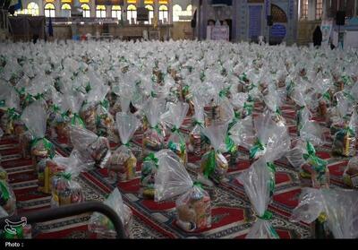 سفره‌های مهربانی رضوی در سمنان؛ توزیع هزار بسته معیشتی در ماه رجب - تسنیم