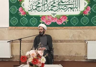 ذکر الهی نسل آینده را از آسیب‌های اخلاقی و اجتماعی مصون می‌کند - تسنیم