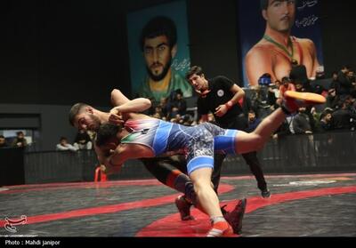 کسب مقام سوم توسط میزبان در مسابقات کشتی قهرمانی نیروی زمینی سپاه فیلم - تسنیم