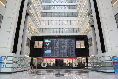 بورس در مسیر رکودرشکنی/پیام بودجه برای بازار مثبت است