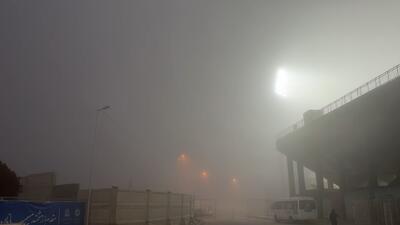 مه گرفتی شدید ورزشگاه امام خمینی و احتمال لغو بازی