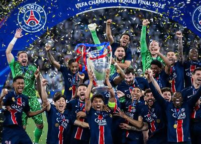 افسانه شدند: ۱۰ تیم تاریخ‌ساز ۲۰۲۵