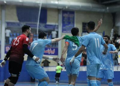 توفان تیمِ بازیکن‌ساز برای رهایی از قعر جدول