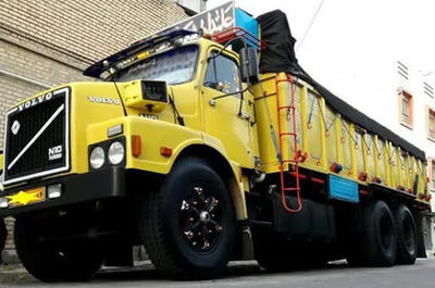 توقیف کامیون ۱۰ چرخ با راننده ۱۷ ساله!