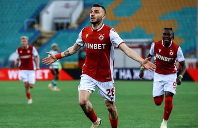 بمب مدنظر استقلالِ پنجره بسته لو رفت!