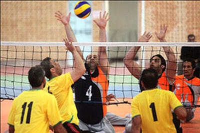 پیگیری هفته پنجم لیگ والیبال نشسته با برگزاری سه دیدار