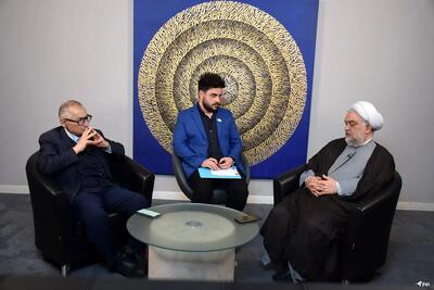 زیباکلام: تندروها فقط دنبال روسری‌اند نه فقر مردم/  امیری‌فر: احمدی‌نژاد گفت کروبی و خاتمی را اعدام کنید همه مشکلات حل می‌شود