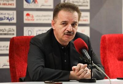 اگر نمی‌توانی فوتبال را مدیریت کنی، کنار برو! - اکونیوز