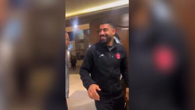 واکنش جالب حسین کنعانی‌ و اورونوف در برخورد با هواداران رفسنجانی که به استقبال آنها آمدند