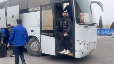 ورود دو تیم آلومینیوم و ملوان به ورزشگاه امام خمینی (ره) اراک