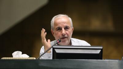 تلاش بانک مرکزی برای تأمین ارز از روش‌های مختلف/ وزارتخانه‌های اقتصادی در مدیریت بازار کمک کنند