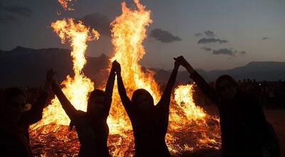 وقتی نوجوان و جوان ایرانی روایت خودش را از آیین‌های باستانی، کریسمس و ولنتاین می‌سازد