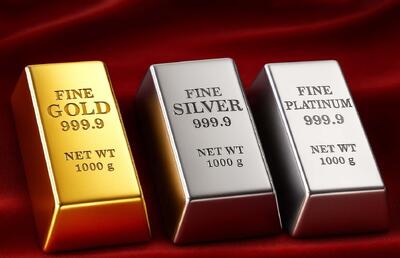 طلا به رؤیای ۵۰۰۰ دلار نزدیک‌تر شد؛ تورم و نااطمینانی، موتور رشد بازار