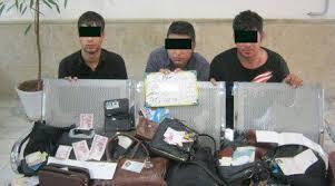 عکس سلفی آقای دزد با اموال مسروقه!