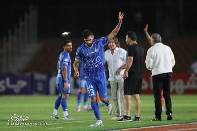 پشت پرده بازگشت مدافع جنجالی به تمرینات استقلال - پارس فوتبال