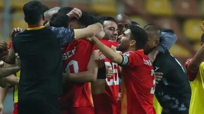 فجر ۱ - ۲ فولاد/ پیروزی دراماتیک شاگردان گل محمدی در شیراز + فیلم - پارس فوتبال