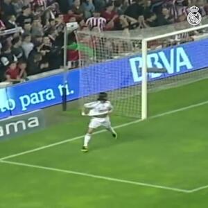 ویدئو نوستالوژی: وقتی پاس‌ها امضا داشتند؛ بکهام در دوران اوج - پارس فوتبال