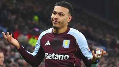 هافبک تیم ملی انگلیس به منچستریونایتد پیشنهاد شد - پارس فوتبال