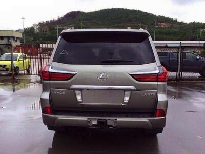  لکسس LX و تغییر چهره برای سال 2016 - پدال