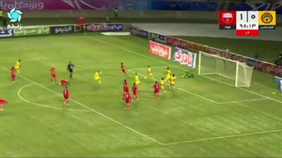 گل اول فجرسپاسی توسط شروین بزرگ در دقیقه 9+90 / فجرسپاسی 1 - فولاد 1