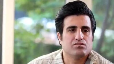  فیلم آواز محلی؛ خانمه محسن لرستانی رو وسط بازار وادار کرد بخونه