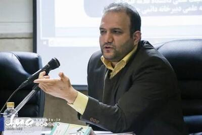 وحید آگاه: صدا و سیما خود را در جایگاه نهاد ناظر معرفی نکند | مجموعه رسانه ای صبا