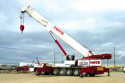 جرثقیل ۲۲۰ تنی؛  مهندسی یاد می‌گیرد چگونه وزن دنیا را بلند کند